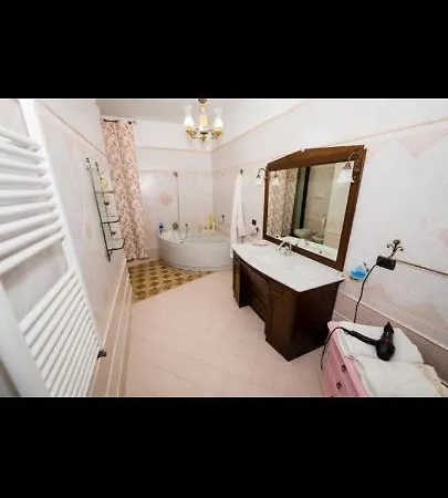 Guest house Villa Aurelia-Camera Da Letto E Bagno *